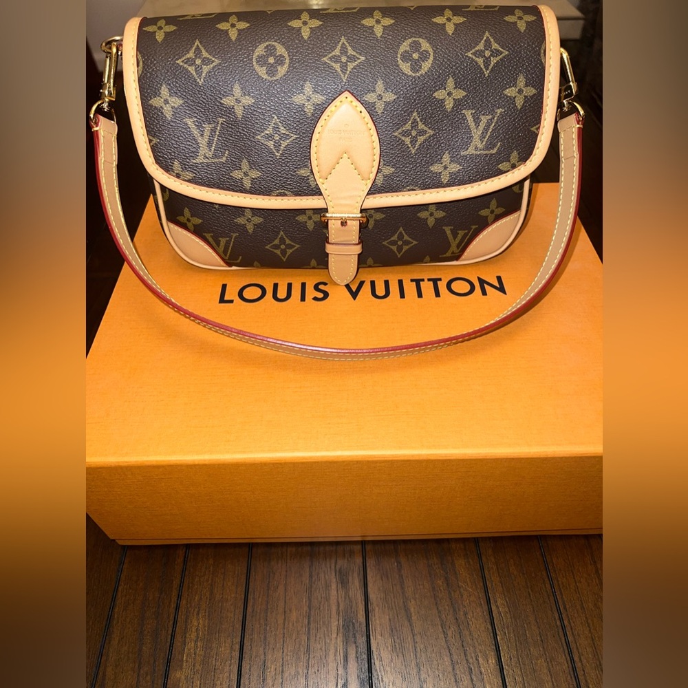 Louis Vuitton Diane PM ST. NM MNG NOIR Monogram bag